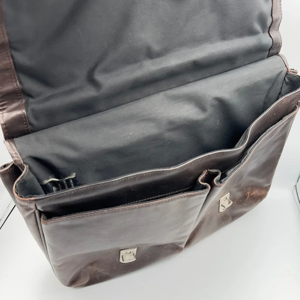 Samsonite Business Casual Series 113 Brown Leather Messenger Bag Briefcase